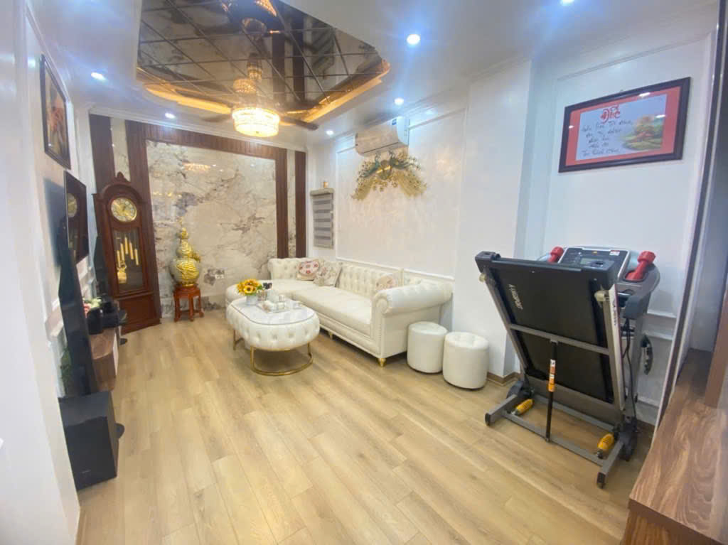 Nhà Mặt phố Tân mai - Đường vành đai 2.5