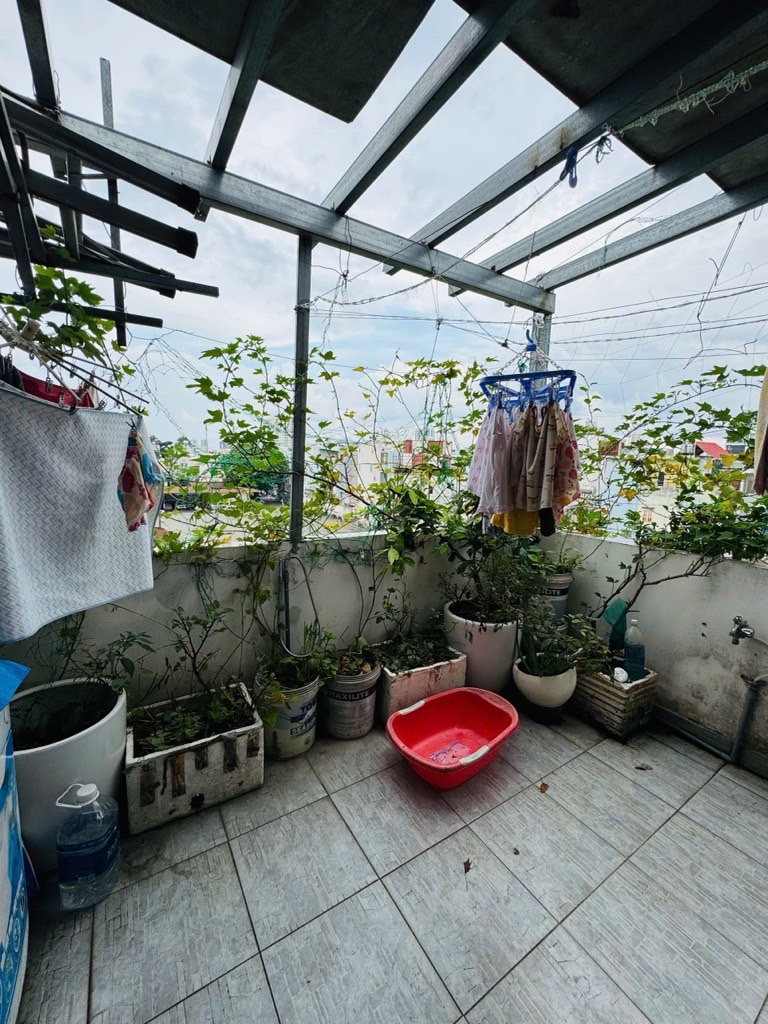 Bán nhà