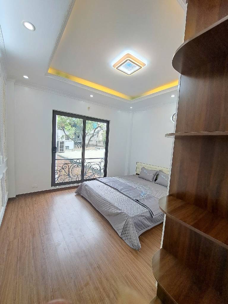 Nhà mới gần phố - ngõ nông - vị trí trung tâm