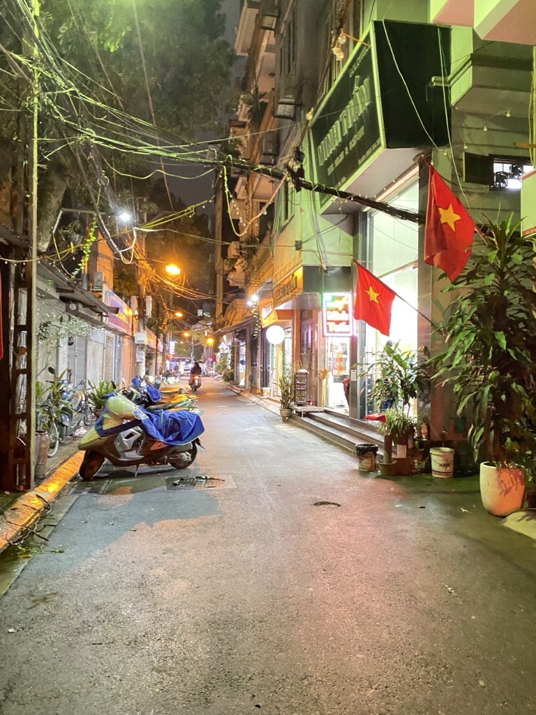 PHẢI THẬT NHANH MỚI KỊP - NHÀ ĐẸP FULL ĐỒ VỀ Ở LUÔN