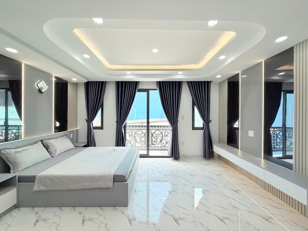 Mặt tiền đường Huỳnh Khương An P5, Gò Vấp - Ô tô ngủ trong nhà 45m2, 5 tầng, 4.4x9.5, 3 PN, 4 WC