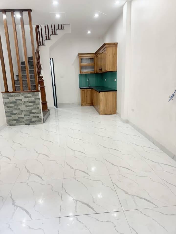 [Siêu hiếm] Bán nhà Nhân Mỹ, nhà lô góc sáng rực rỡ, 32m2, 7.9 tỷ