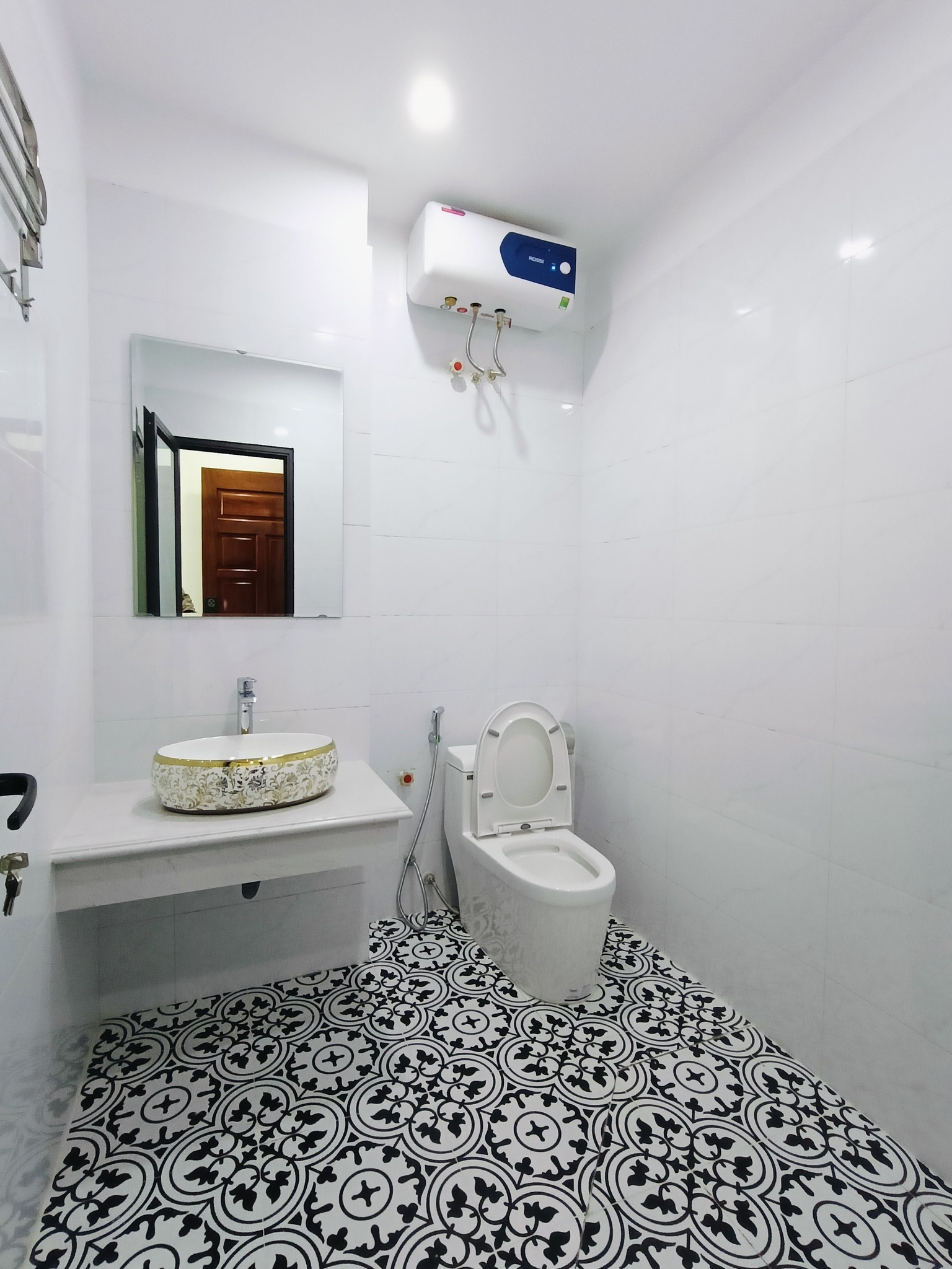 [Cực hiếm] Bán nhà Mỹ Đình, nhà 2 thoáng sáng rực rỡ, 37m2, 7.9 tỷ