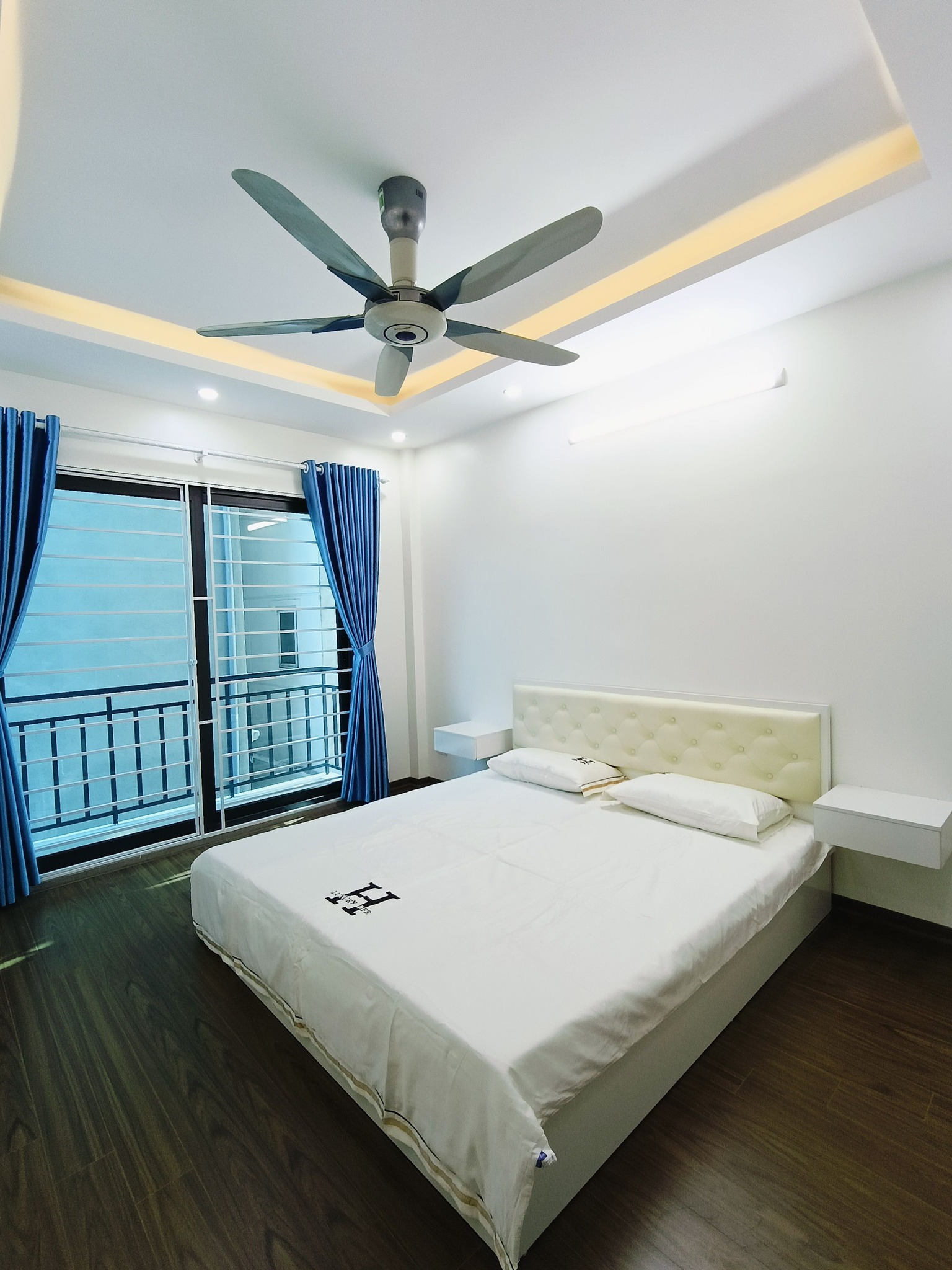 [Cực hiếm] Bán nhà Mỹ Đình, nhà 2 thoáng sáng rực rỡ, 37m2, 7.9 tỷ