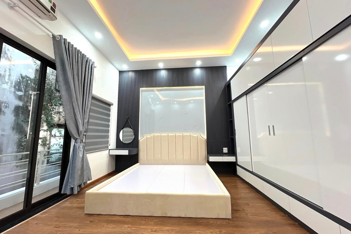 [Chủ cần bán gấp] Bán nhà Mễ Trì, nhà đẹp rực rỡ đón Tết, 44m2, 8.7 tỷ