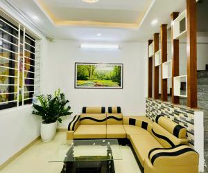 [Siêu hiếm] Bán nhà Mỹ Đình, nhà đẹp long lanh, 2 thoáng trước sau, 35m2, 8.8 tỷ