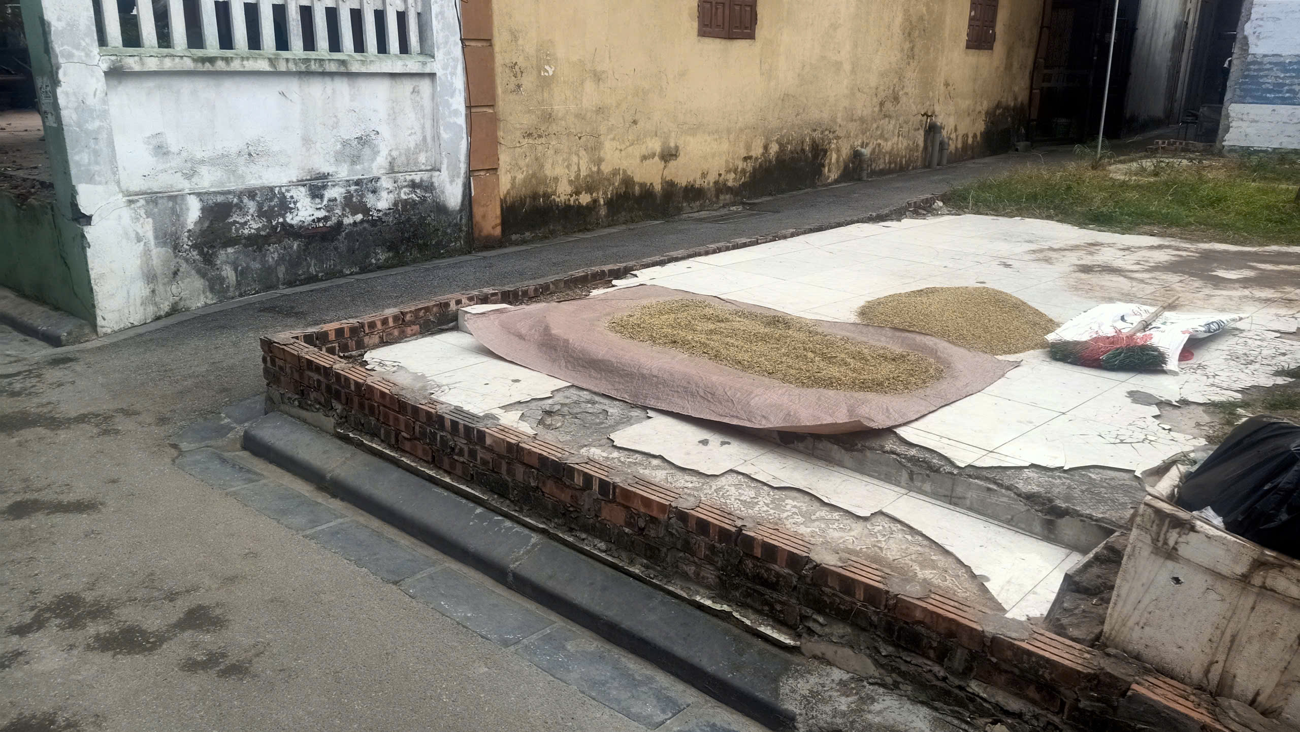 KIM CHUNG-ĐÔNG ANH: LÔ GÓC -60M2 - Ô TÔ NGỦ ĐẤT-6,9 TỶ