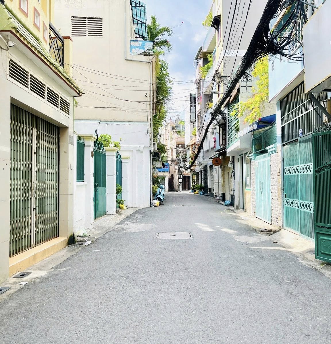 ĐẦU TƯ HAY AN CƯ ĐỀU LÝ TƯỞNG! NHÀ HẺM XE HƠI
