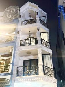 ĐẦU TƯ HAY AN CƯ ĐỀU LÝ TƯỞNG! NHÀ HẺM XE HƠI