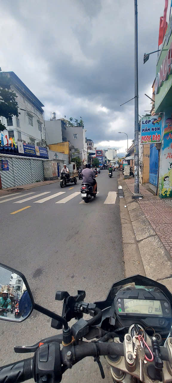 Bán CHDV đường Nguyễn Văn Đậu, 4 tầng, vuông vức ngang 6m, đang cho thuê full, nhỉnh 9 tỷ