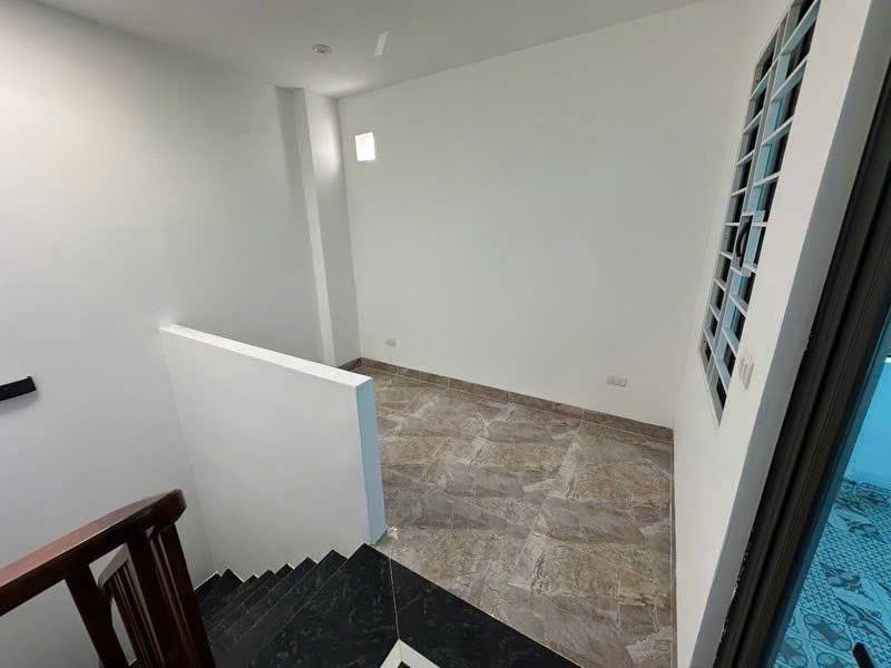 Nhà Đẹp – 44m² – Thang Máy - Lô góc