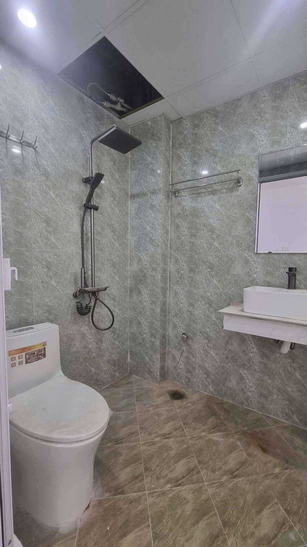 Bán nhà Phúc La, ô tô vào nhà, gần chợ, tiện ích bạt ngàn 30m2 giá 7,4 tỷ