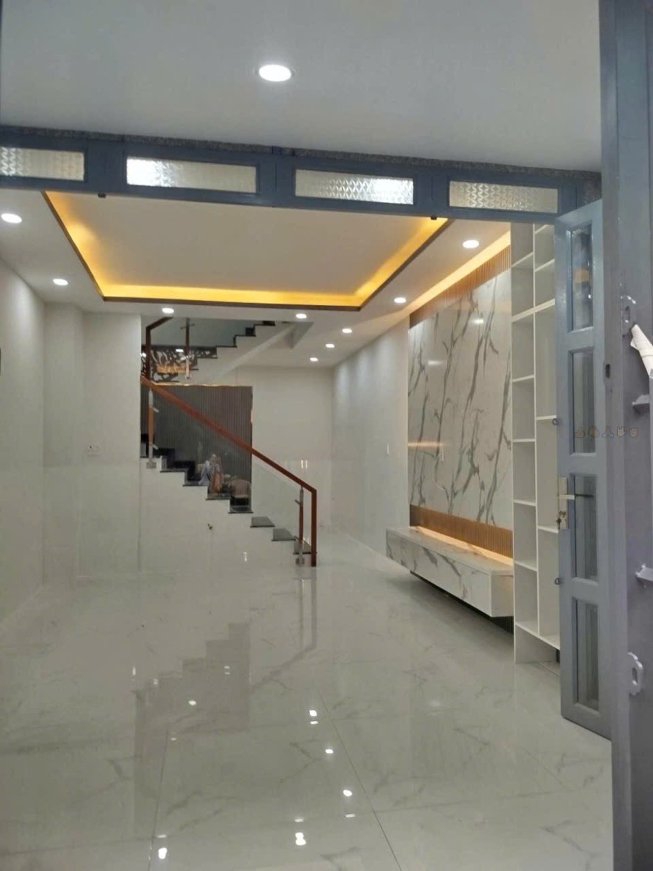 HXH Lương Văn Can 106m2 chỉ 8.6 tỷ