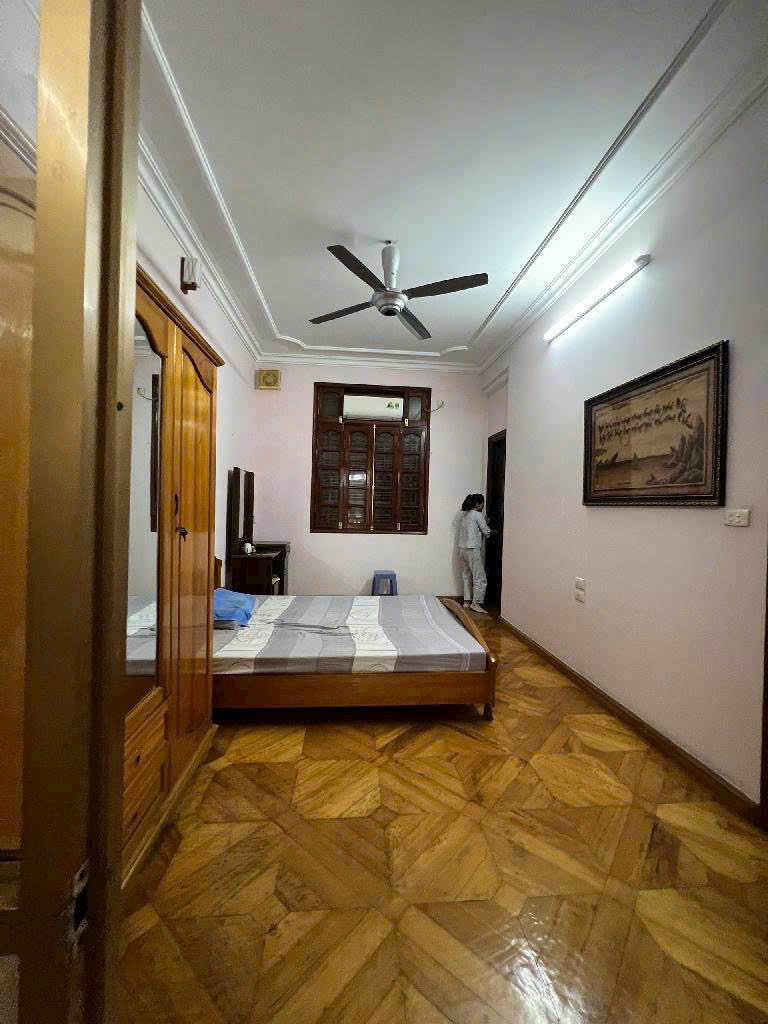 Bán nhà gần Đại học Y,Thanh Xuân, DT 36m2, 4 tầng, MT 4.2M  giá 10.5 tỷ, nhà đẹp ở ngay