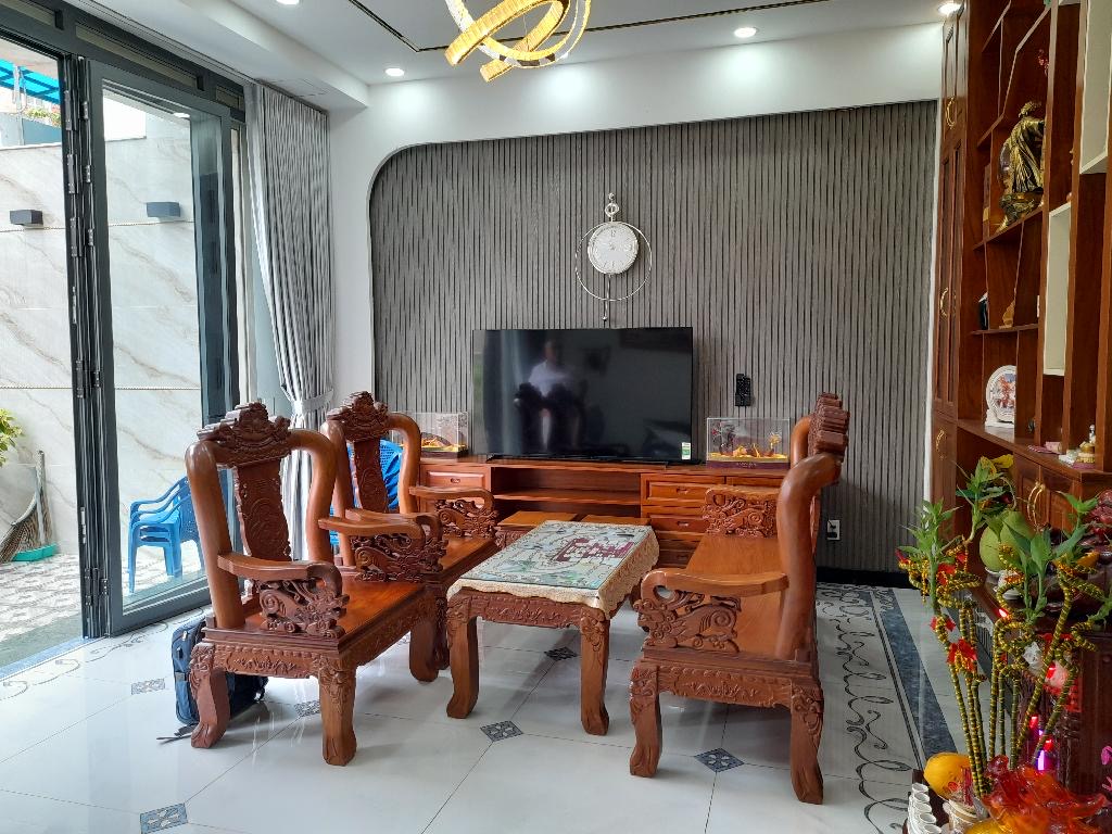 Nhà hẻm Bà Hom, sát mặt tiền, 82m2, 9,4 tỷ
