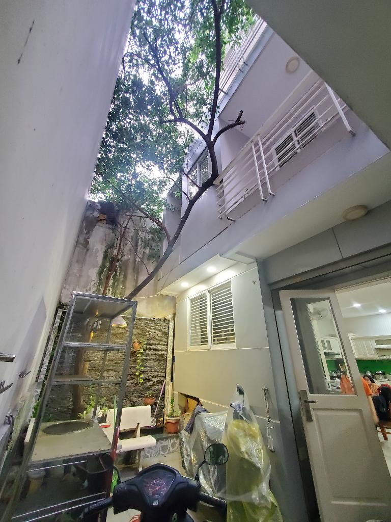 Bán nhà Biệt thự sân vườn đường Nguyễn Trung Trực, p5, Bình Thạnh. Nhỉnh 7 tỷ