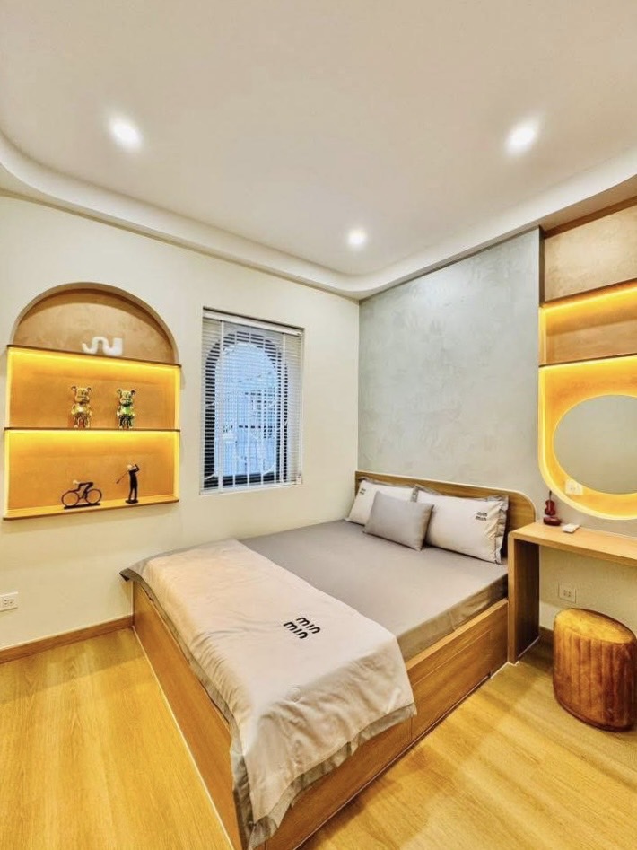 Bán nhà riêng nhà đẹp full nội thất dọn về ở ngay 6.68 tỷ
