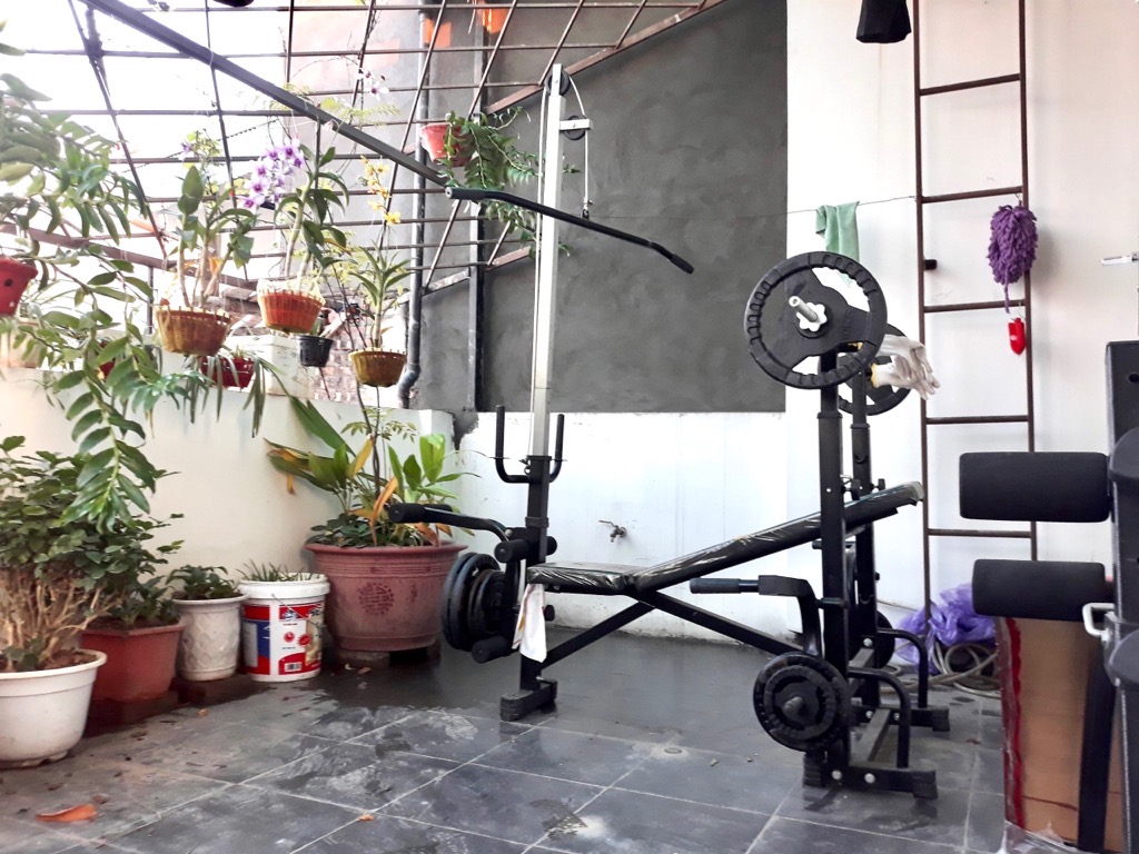 BÁN NHÀ NGỌC THỤY - LONG BIÊN