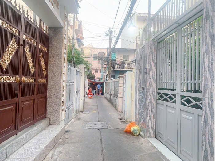 Bán nhà gần Hoàng Sa, Quận 3, hẻm 5m, 3 tầng, 4x16, nhỉnh 7 tỷ