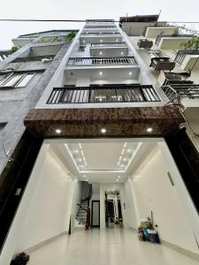 GẤP ACE ƠI BÁN NHÀ NGUYỄN VĂN CỪ