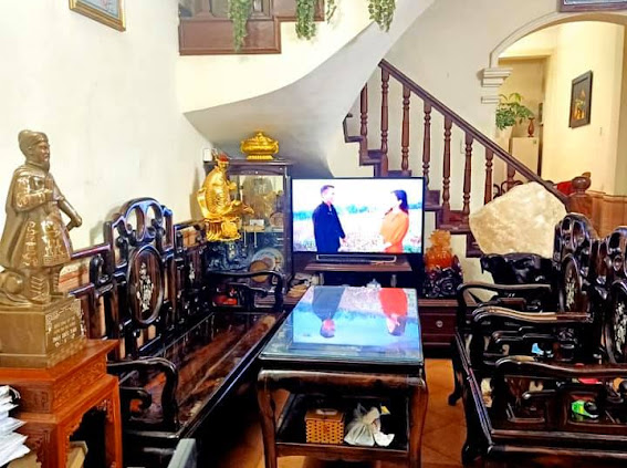 Bán nhanh nhà dân xây 5 tầng