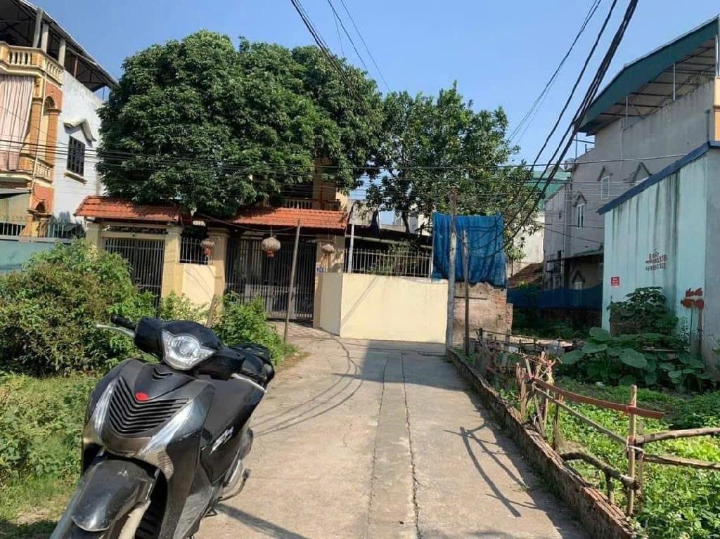 Bán nhà Giang Chính, Hà Đông - 32,3m2 - 3 tầng - ô tô đỗ cổng - 4,2 tỷ