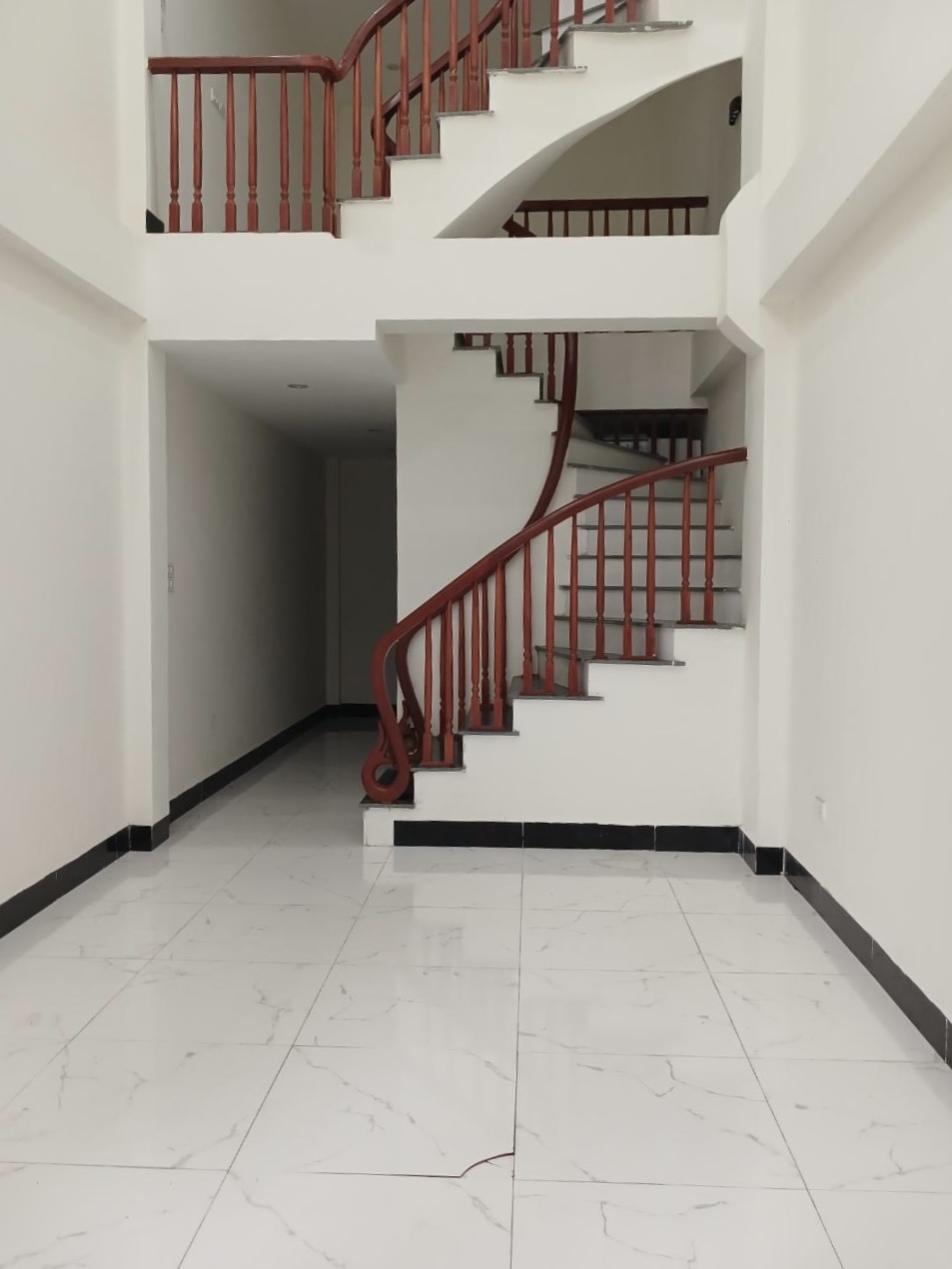 Bán nhà Phượng Bãi, Biên Giang - 4 tầng - 31m2 - 4,8 tỷ - nhà mới