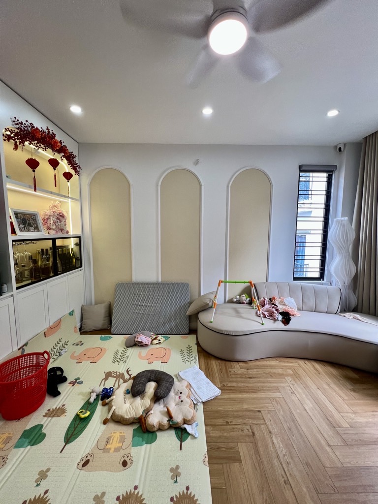 “Dinh Thự Mini Trung Tâm Hai Bà Trưng – 6 Tầng Thang Máy – Cách Ô Tô Tránh 15m – Nội Thất Tiền Tỷ!”