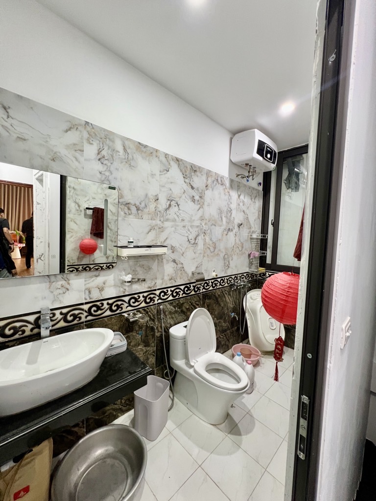 “Dinh Thự Mini Trung Tâm Hai Bà Trưng – 6 Tầng Thang Máy – Cách Ô Tô Tránh 15m – Nội Thất Tiền Tỷ!”