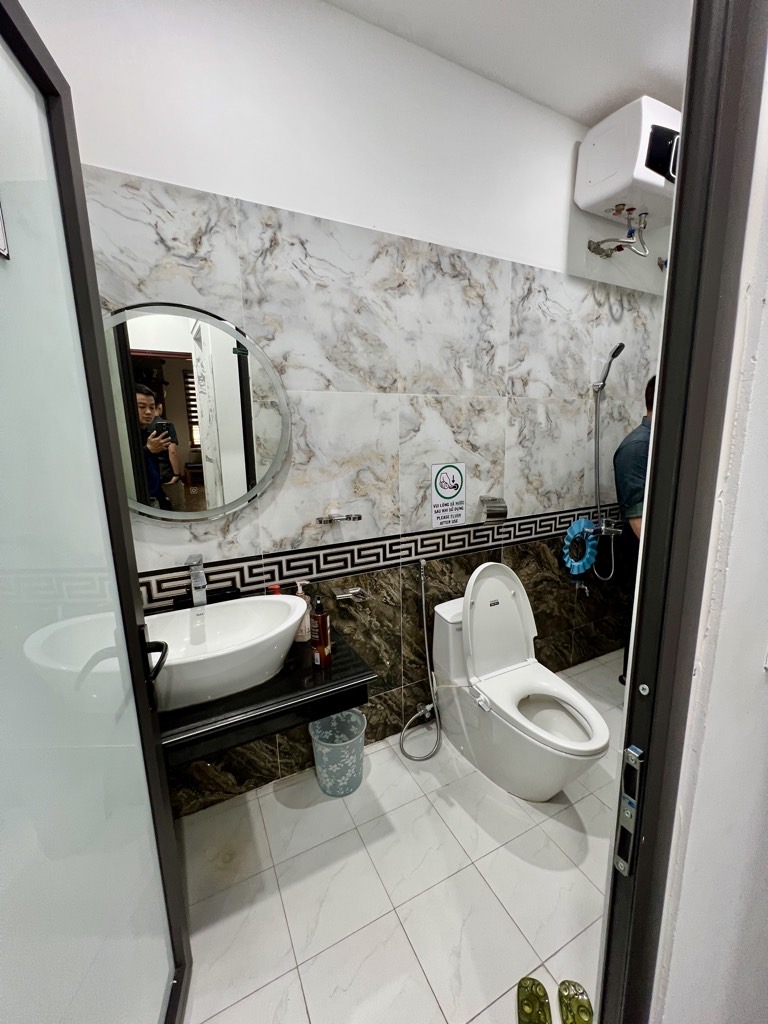 “Dinh Thự Mini Trung Tâm Hai Bà Trưng – 6 Tầng Thang Máy – Cách Ô Tô Tránh 15m – Nội Thất Tiền Tỷ!”