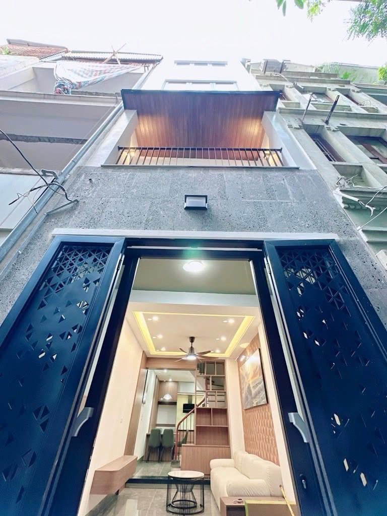 BẠCH MAI - THANH NHÀN - LÊ THANH NGHỊ - HAI BÀ TRƯNG