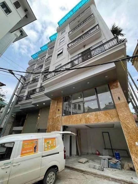 NHÀ ĐẸP TÂY HỒ  7 TẦNG  40M², SẴN Ở NGAY  THANG MÁY  Ô TÔ VÀO NHÀ  GẦN KHU ĐÔ THỊ CIPUTRA
