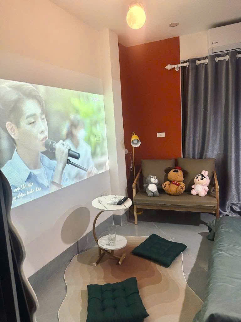 CHỦ NHÀ GỬI BÁN NHÀ LẠC LONG QUÂN GẦN 60M2 - Ô TÔ ĐỖ CỬA HƠN 10 TỶ.