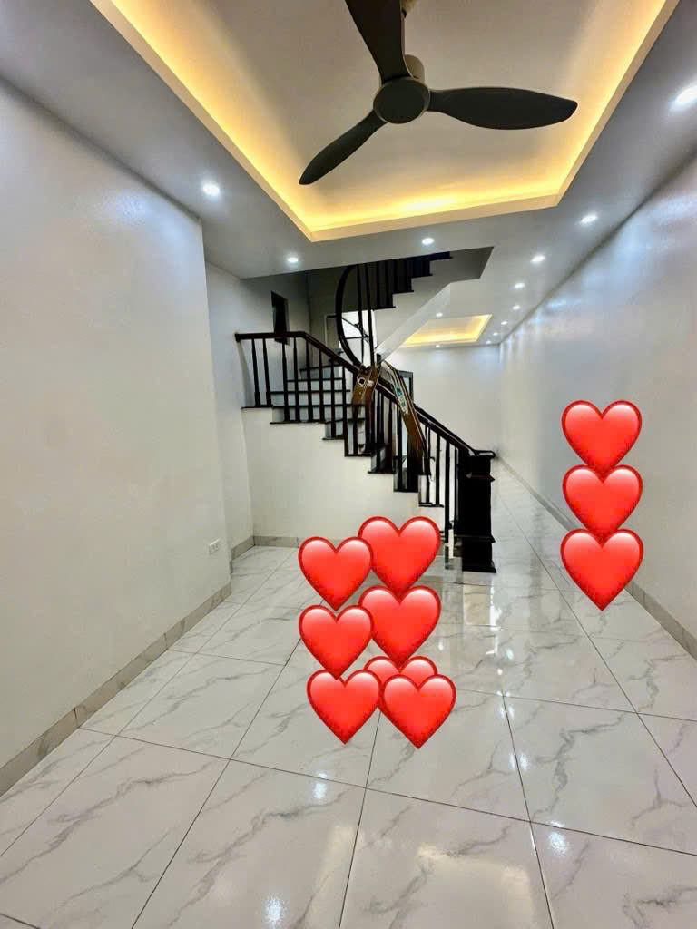 NHÀ GIẢI PHÓNG- MỚI TINH ĐẸP LONG LANH - 5M RA Ô TÔ - NGÕ THÔNG- HIẾM- DÂN TRÍ CAO