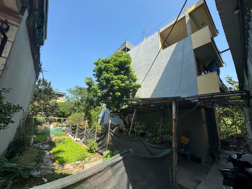 Nhà 3 tầng đẹp – Tân Lập Vĩnh Ninh – Giá chỉ 5.2 tỷ – Sổ đỏ sẵn sàng