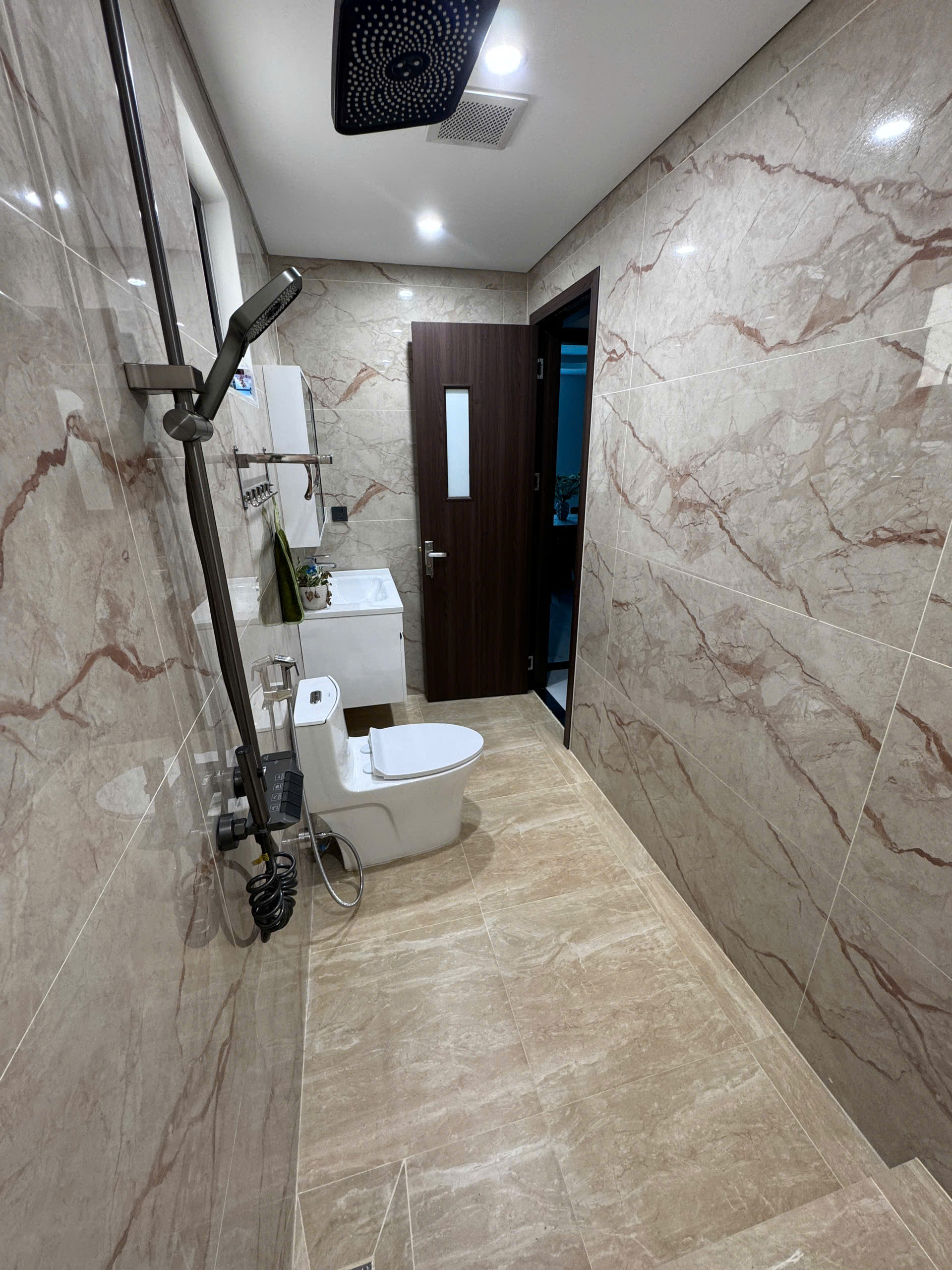 CỰC PHẨM MAI ĐỘNG - HOÀNG MAI - 6 TẦNG THANG MÁY - MỚI KENG - HƠN 14 ĐỒNG SỞ HỮU EM - FULL HOUSE NỘI THẤT XỊN XINH