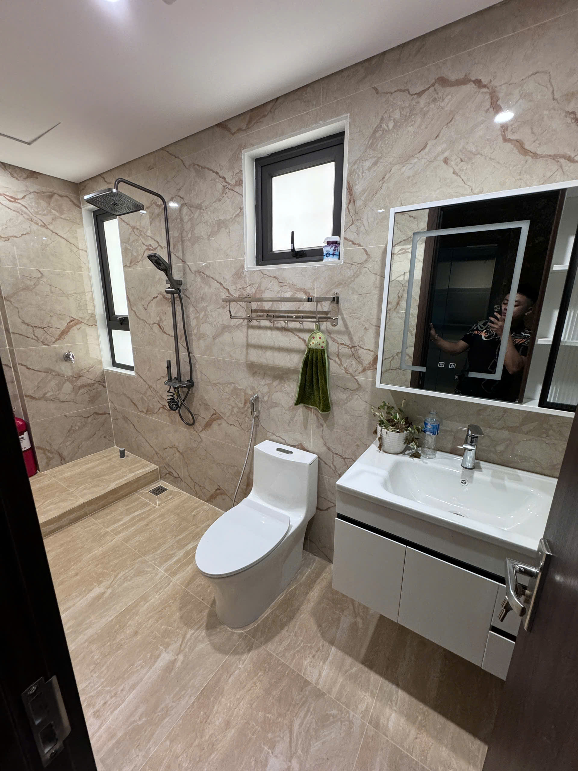 CỰC PHẨM MAI ĐỘNG - HOÀNG MAI - 6 TẦNG THANG MÁY - MỚI KENG - HƠN 14 ĐỒNG SỞ HỮU EM - FULL HOUSE NỘI THẤT XỊN XINH