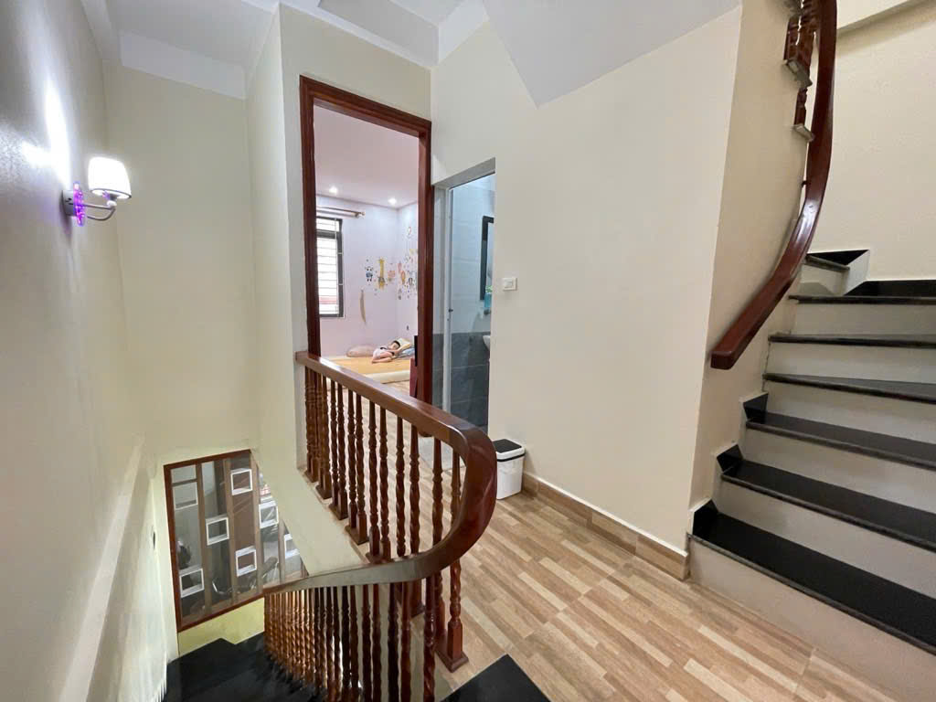 siêu phẩm Bán nhà riêng tại Đường An Đào C, Gia Lâm, Hà Nội diện tích 43m2 giá 6.85 Tỷ Ô tô đổ cổng