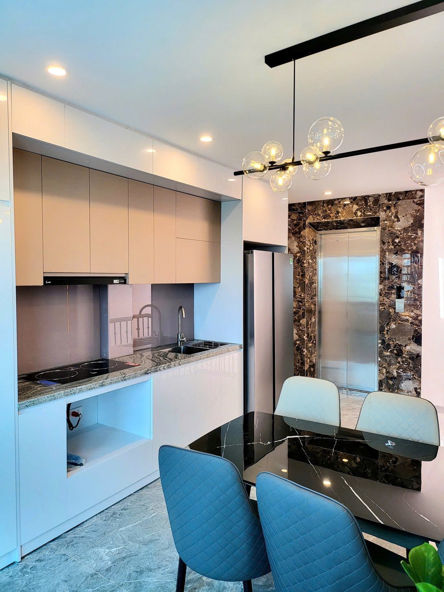 SIÊU PHẨM NHÀ ĐẸP NGÔ XUÂN QUẢNG -GIA LÂM -VIEW HỒ XÂY MỚI THANG MÁY NỘI THẤT ĐẸP