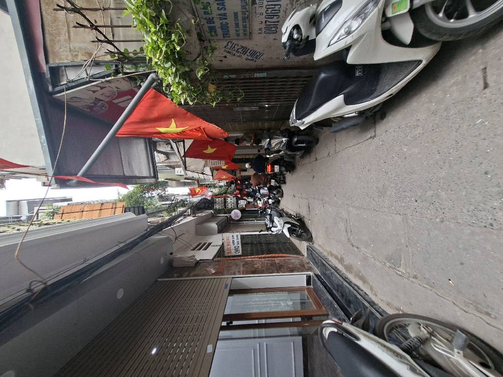 Bán tòa nhà 6 tầng full nội thất ngõ 82 Kim Mã, trung tâm Quận Ba ĐÌnh, Gia đình ở & KD siêu tốt
