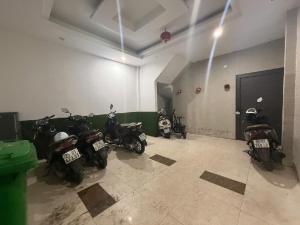 BÁN CHUNG CƯ PHỐ ĐỘI CẤN, 11 PHÒNG FULL NỘI THẤT, VỊ TRÍ SIÊU ĐỈNH, GIÁ NHỈNH 12 TỶ