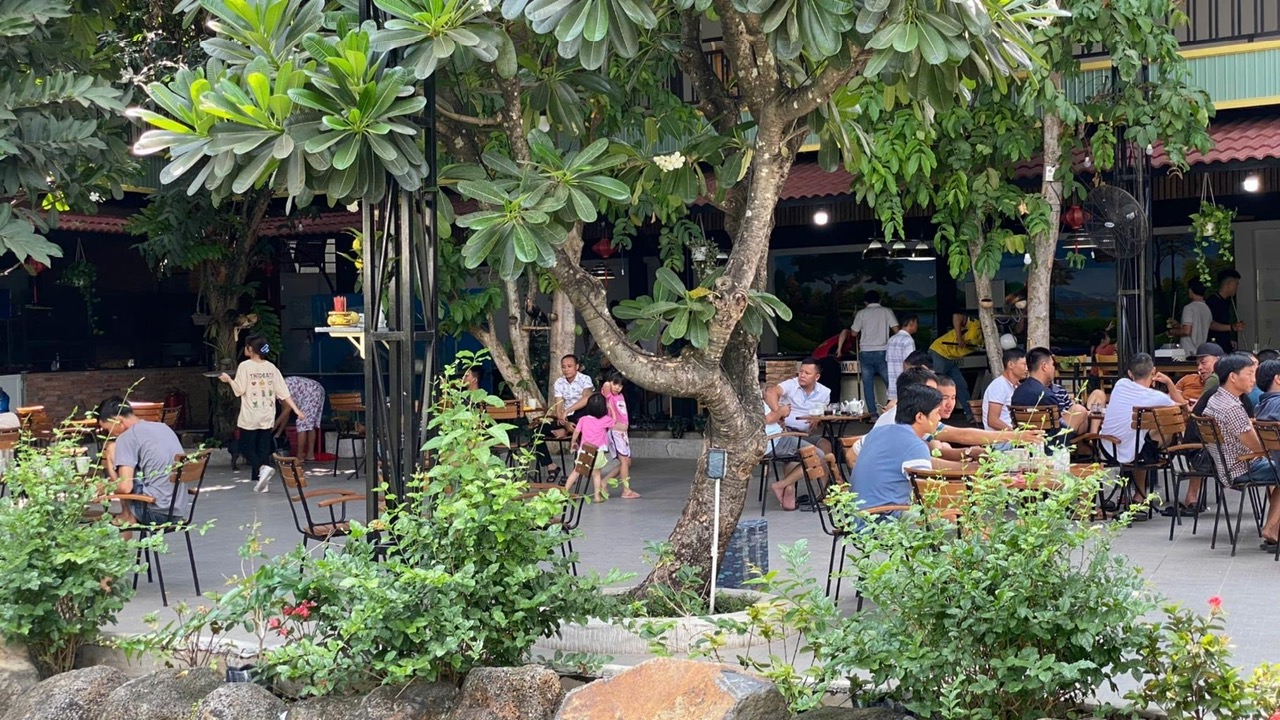 BÁN GẤP NHÀ HÀNG CAFÉ SUỐI CÁ KOI – 830M2 – 16 TỶ – GẦN QUỐC LỘ 1K, PHẠM VĂN ĐỒNG