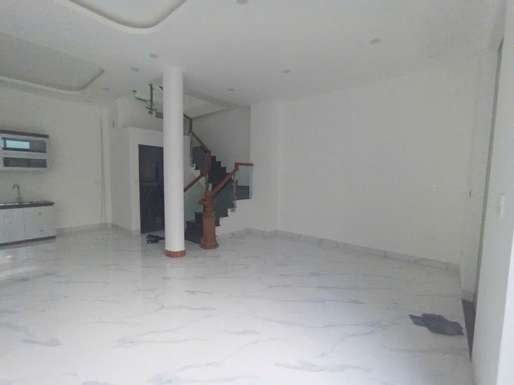 NHÀ MỚI LÊ VĂN THỊNH Q2 - 56M2 – NGANG 7M – 6.1 TỶ