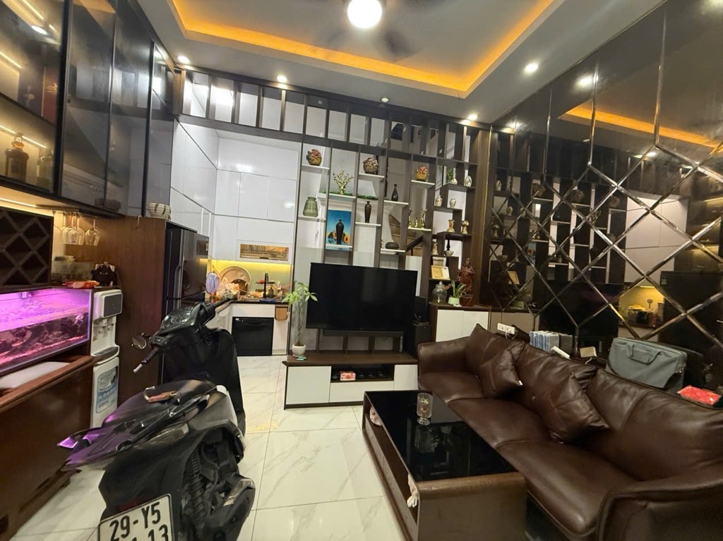 Khương Hạ ngõ 29 thông tứ tung đi đâu cx tiện