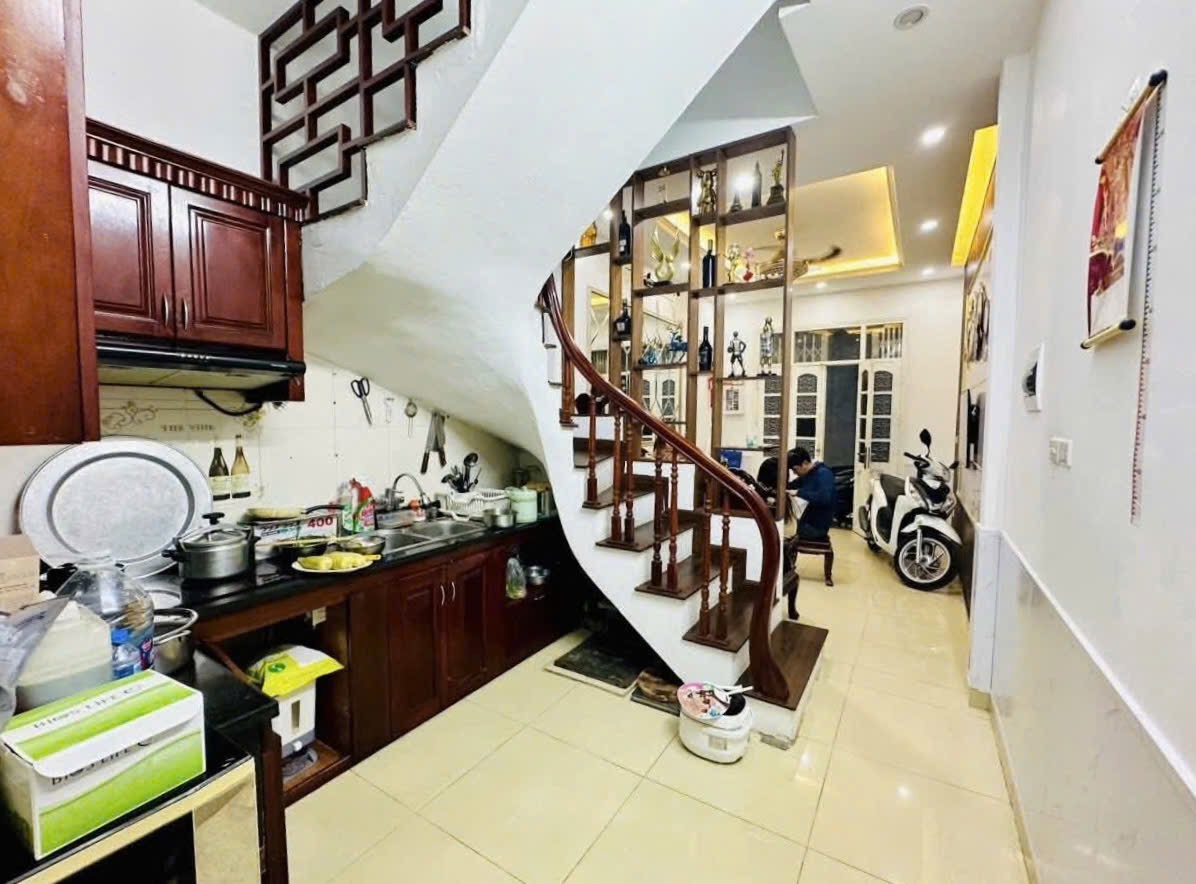 Bán Nhà Kiến Hưng 35m2 ,4.95 tỉ