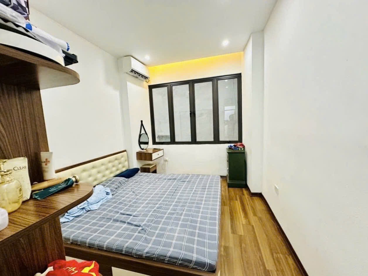 Bán Nhà Kiến Hưng 35m2 ,4.95 tỉ