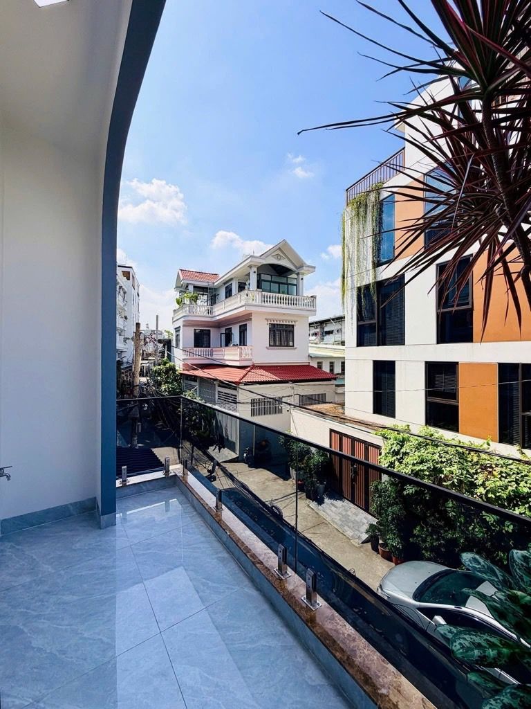 SIÊU PHẨM - SIÊU HIẾM LÊ VĂN THỌ GÒ VẤP - 52M2-  4 TẦNG - 4PN5WC - Ô TÔ ĐẬU CỬA - NHỈNH 8 ĐỒNG