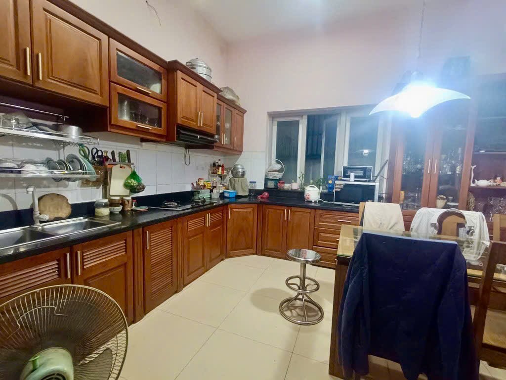 HẺM AN NINH CÁCH MT HUỲNH VĂN BÁNH 20m - 3PN FULL NỘI THẤT VÀO Ở NGAY.
