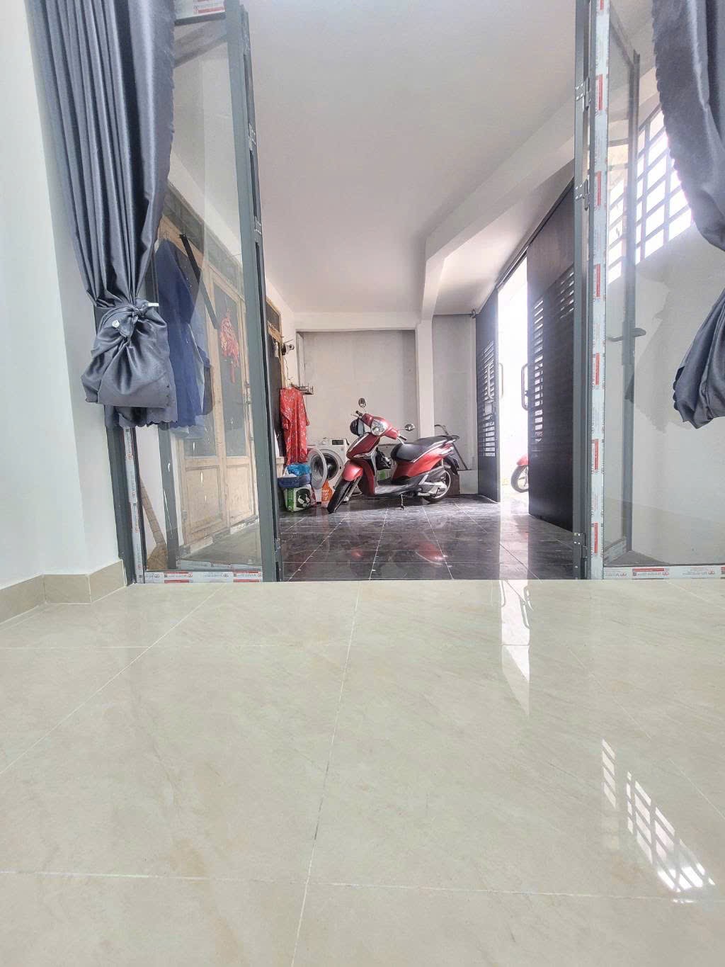 Bán nhà HẺM XE HƠI - Khu Phan Xích Long Phú Nhuận – 48.6m² – 3 Tầng –  Chỉ 5.9 Tỷ.