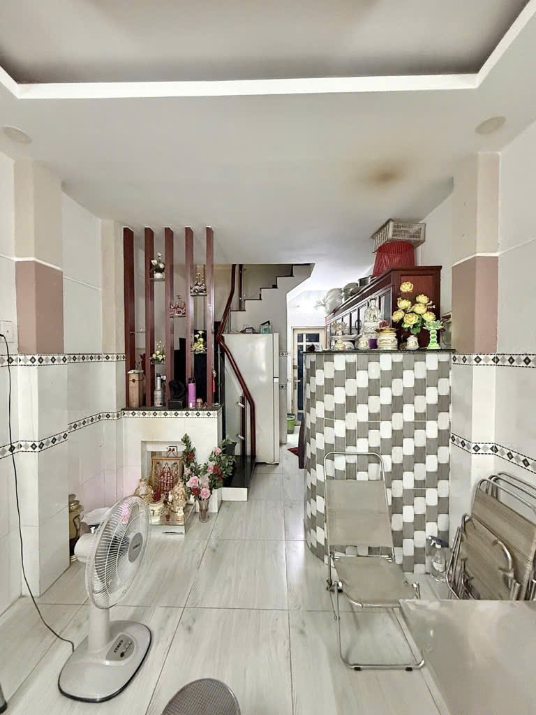 Bán nhà Ngay Khu Phố Ẩm Thực - PHAN XÍCH LONG PHÚ NHUẬN – 34m² – 5 Tầng –  Chỉ 6.45 Tỷ